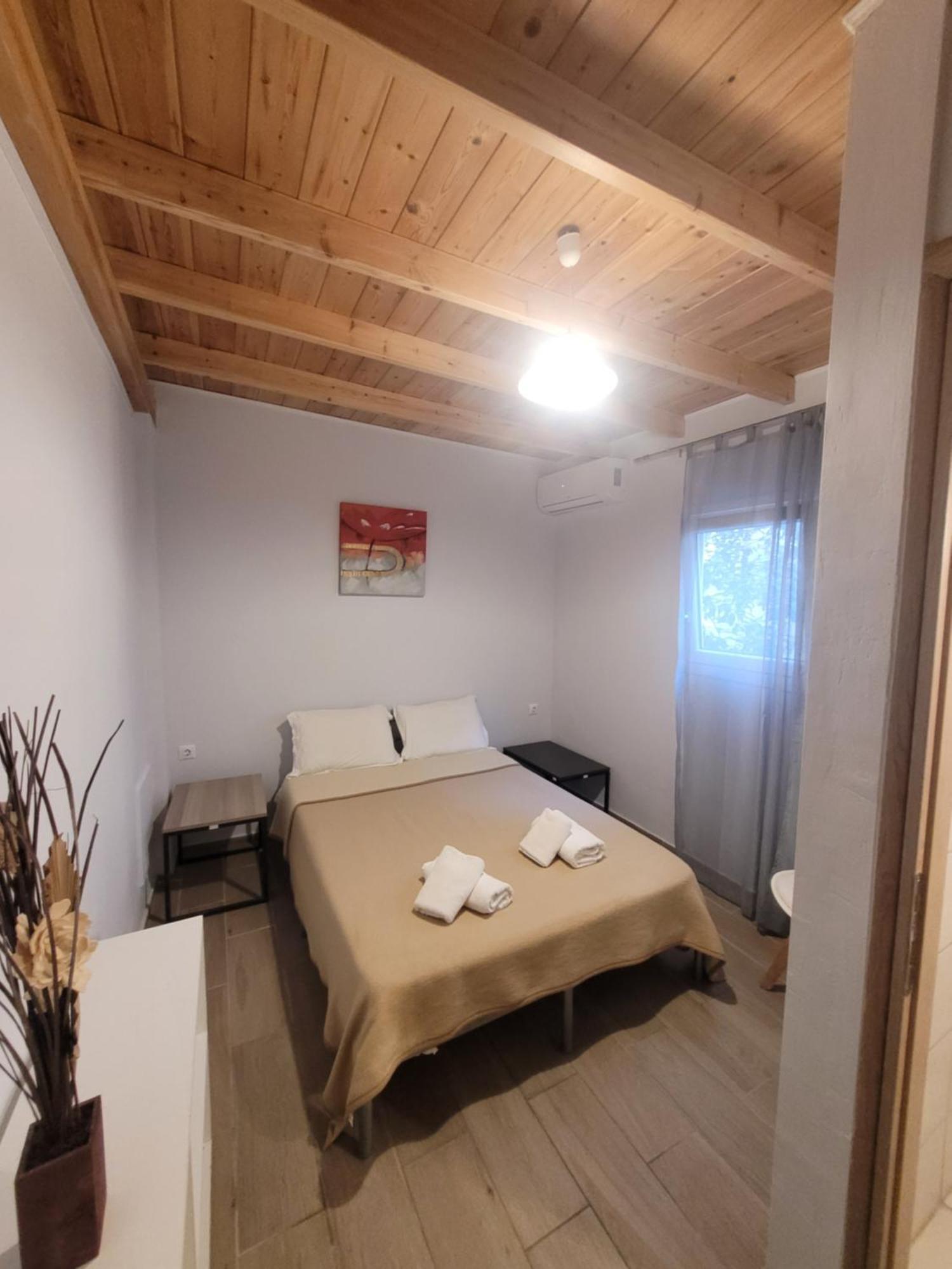 Center Apartments Лефкада Экстерьер фото